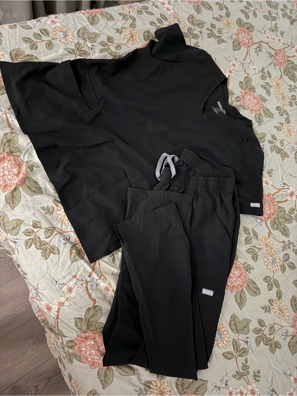 Maeve Black V-Neck Short Sleeve Scrub Top and bottoms
